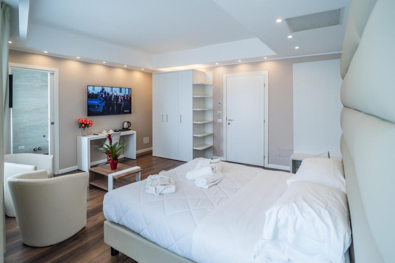 Hotel Globo Suite-Correnti Hotels Σαν Ρέμο Εξωτερικό φωτογραφία